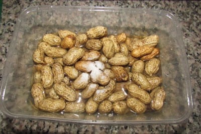 Salted boiled groundnuts.